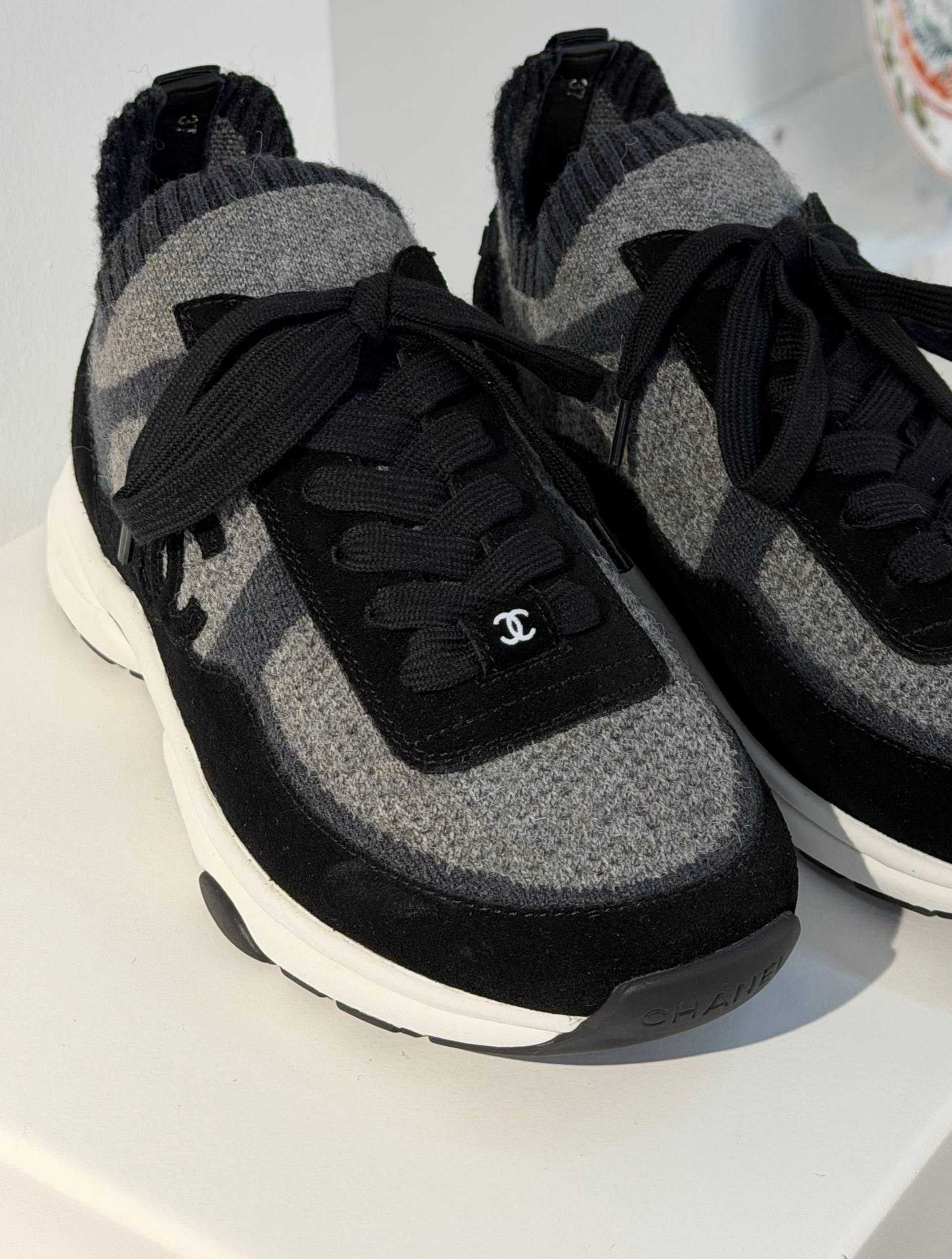КРОССОВКИ CHANEL детальное фото