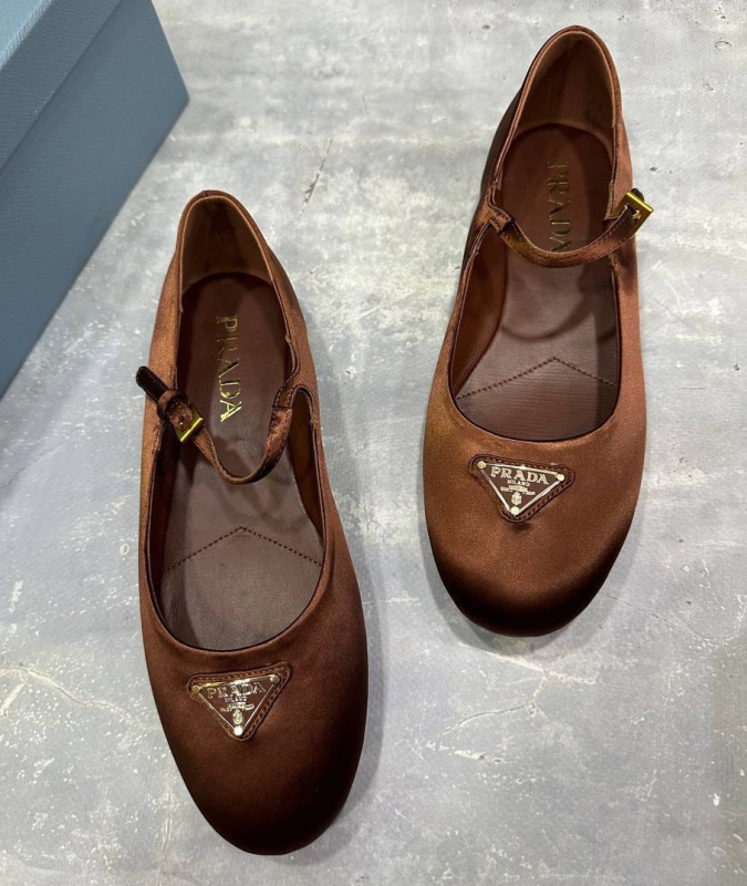 БАЛЕТКИ PRADA фото