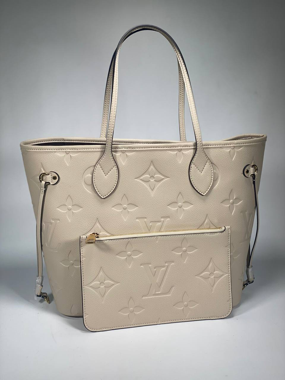 СУМКА LOUIS VUITTON детальное фото