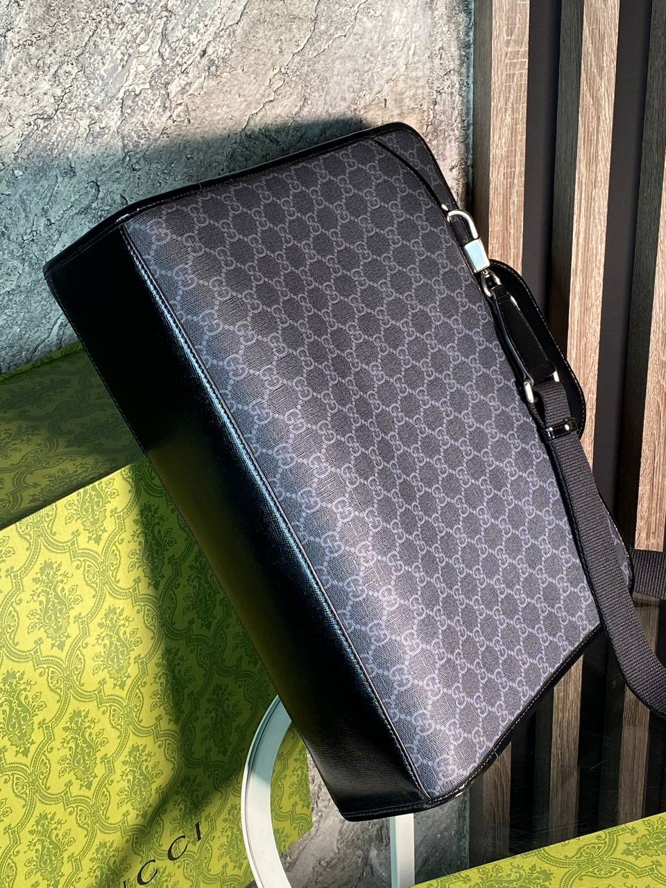 МУЖСКОЙ ПОРТФЕЛЬ GUCCI детальное фото