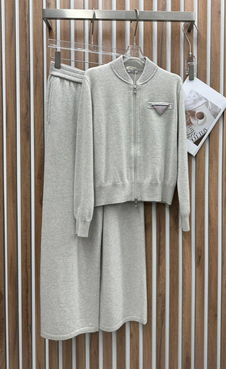 КОСТЮМ BRUNELLO CUCINELLI детальное фото