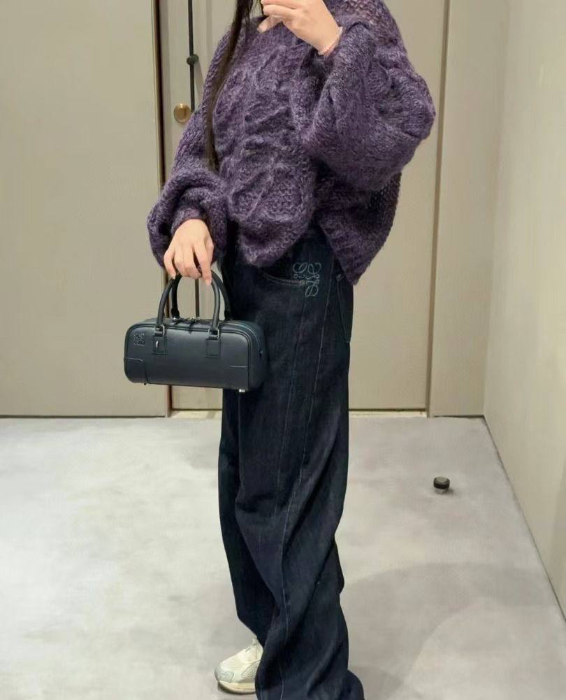 СВИТЕР LOEWE детальное фото