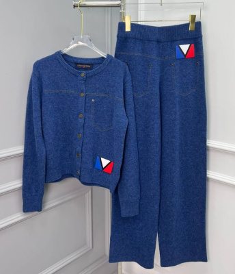 КОСТЮМ LOUIS VUITTON фото