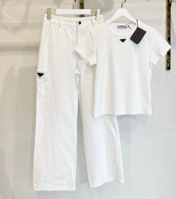 КОСТЮМ PRADA фото