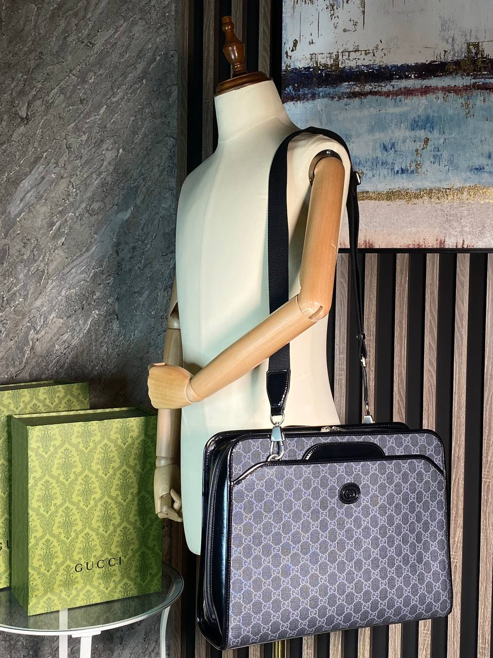 МУЖСКОЙ ПОРТФЕЛЬ GUCCI детальное фото