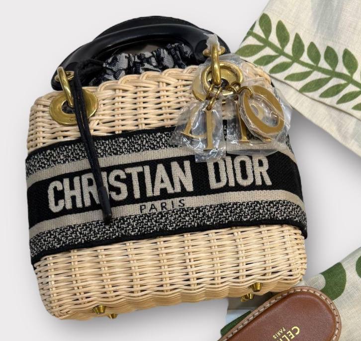 СУМКА CHRISTIAN DIOR фото