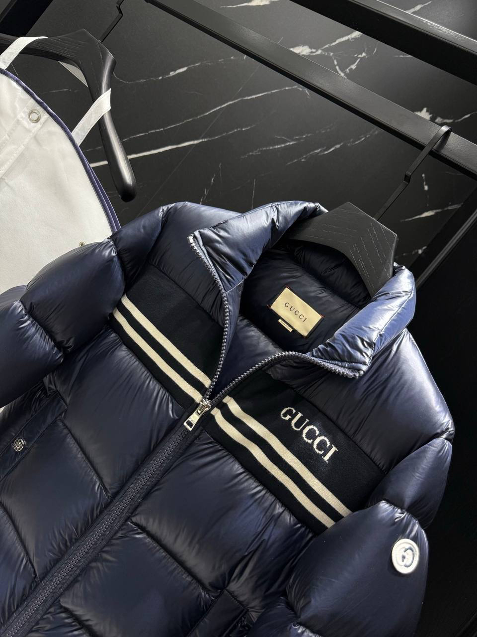 МУЖСКОЙ ПУХОВИК GUCCI детальное фото