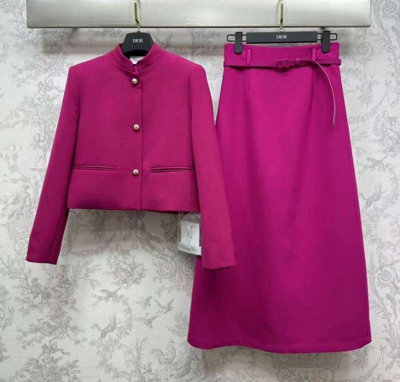 КОСТЮМ CHRISTIAN DIOR фото