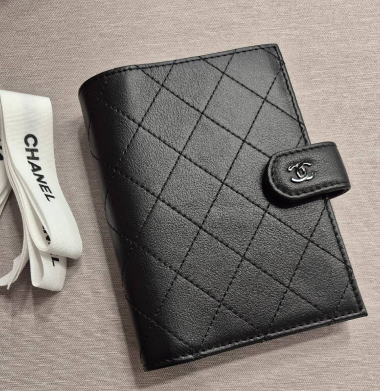 ОБЛОЖКА НА ПАСПОРТ CHANEL фото