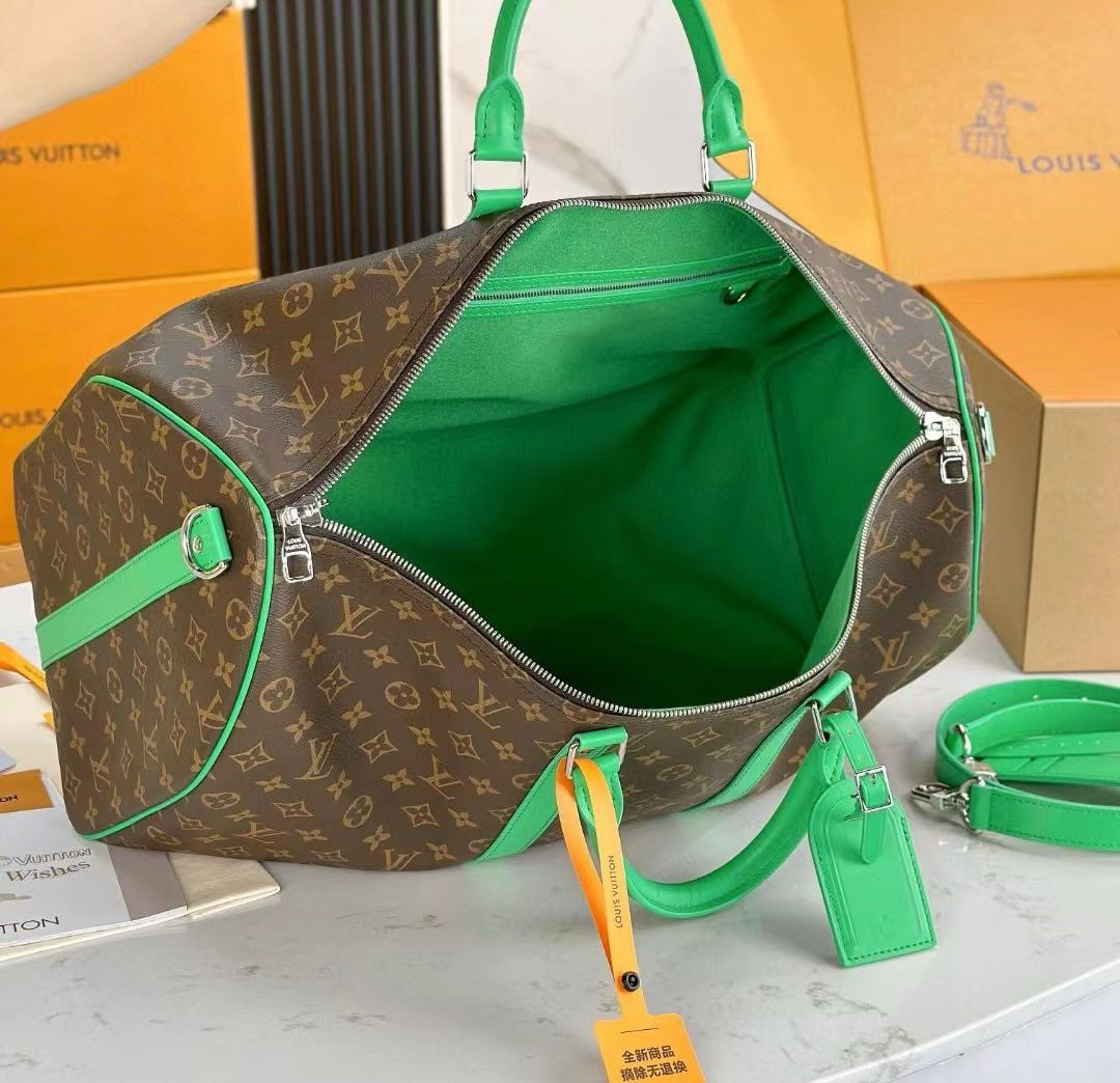 ДОРОЖНАЯ СУМКА LOUIS VUITTON детальное фото