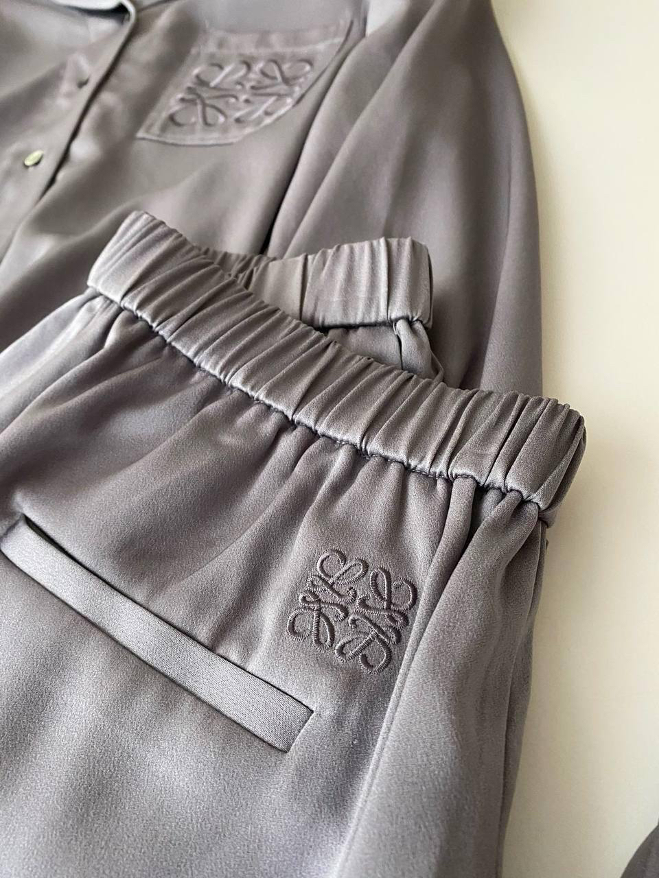 КОСТЮМ LOEWE детальное фото