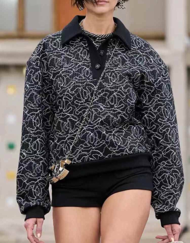 СВИТЕР CHANEL фото