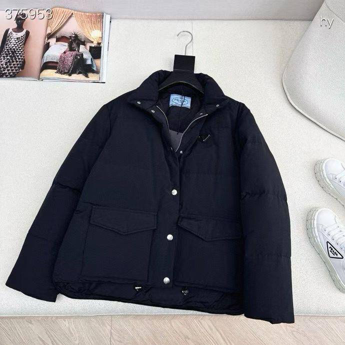 ПУХОВИК PRADA детальное фото