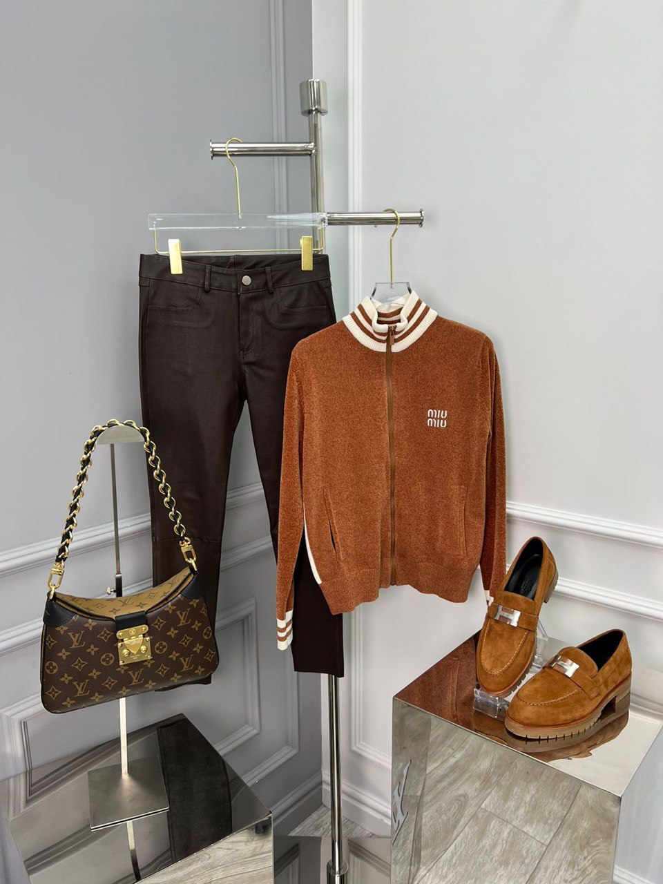 БОМБЕР MIU MIU детальное фото