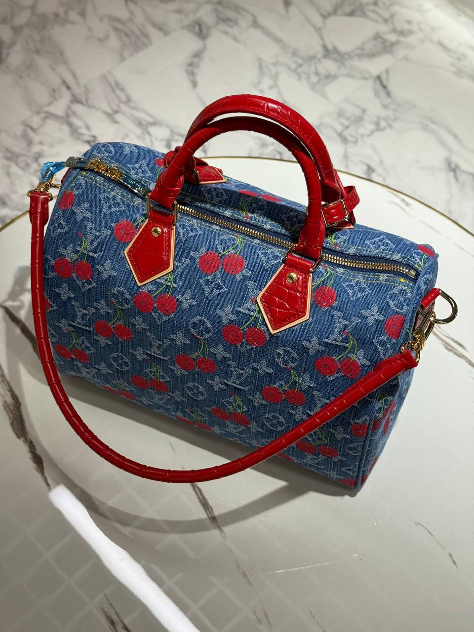 СУМКА LOUIS VUITTON детальное фото