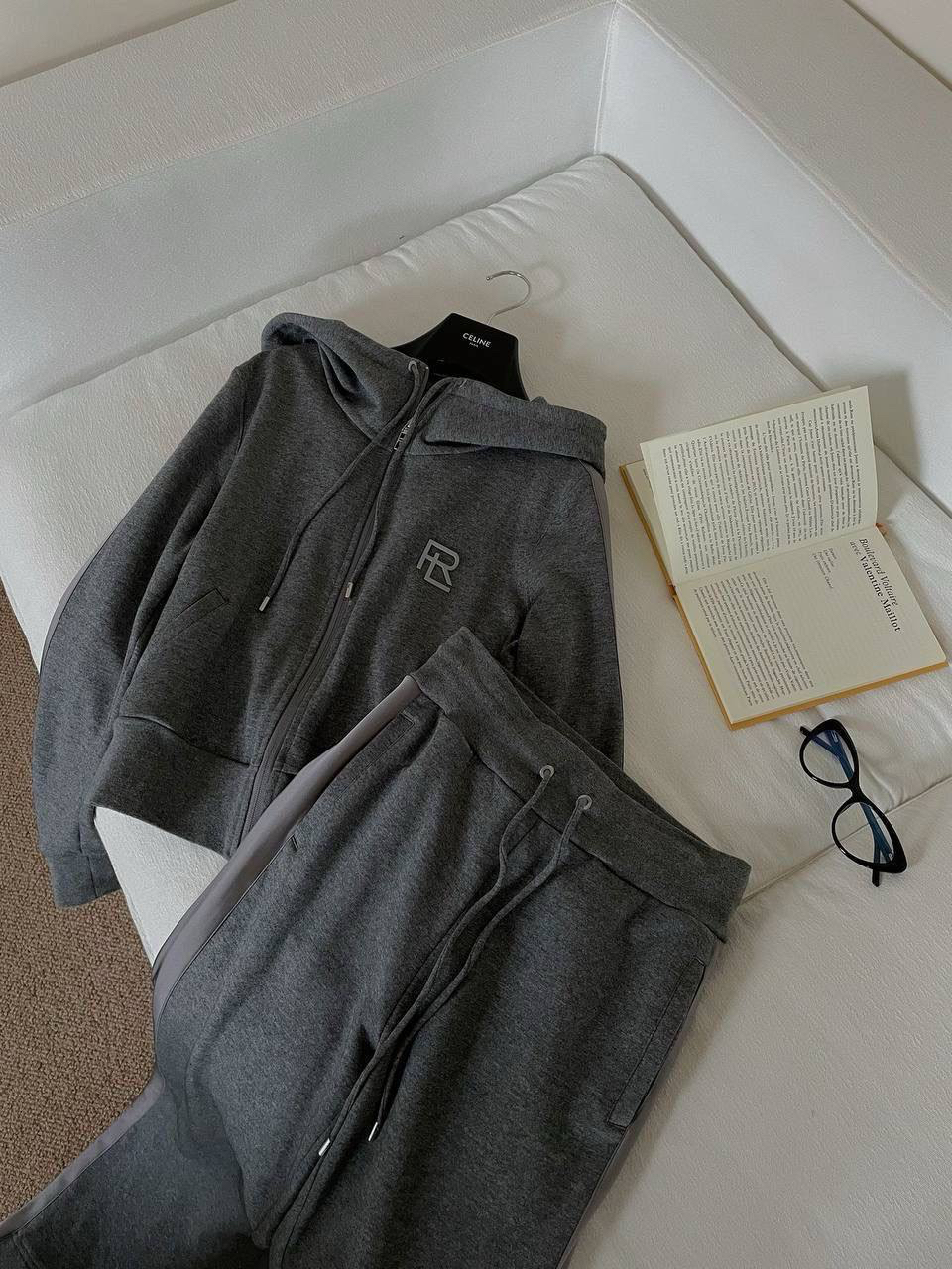 КОСТЮМ RALPH LAUREN детальное фото