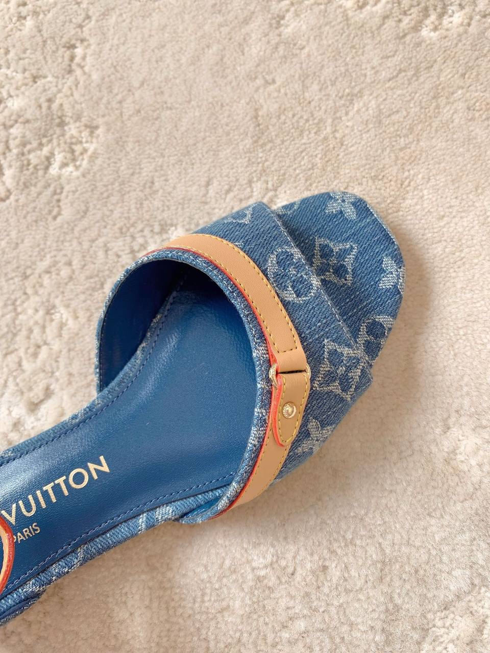 БОСОНОЖКИ LOUIS VUITTON детальное фото