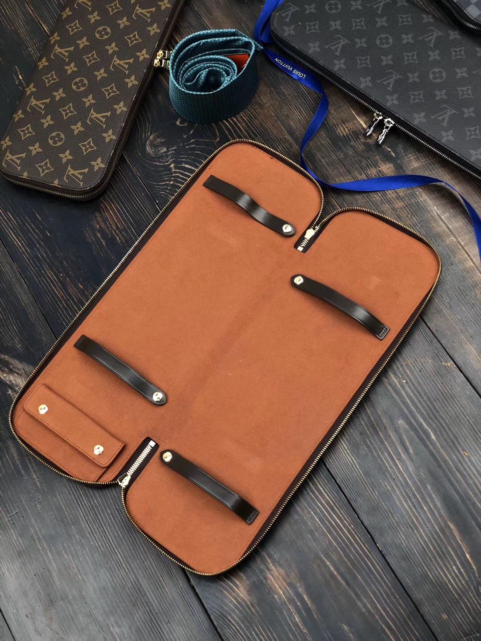 ФУТЛЯР ДЛЯ ГАЛСТУКОВ LOUIS VUITTON детальное фото