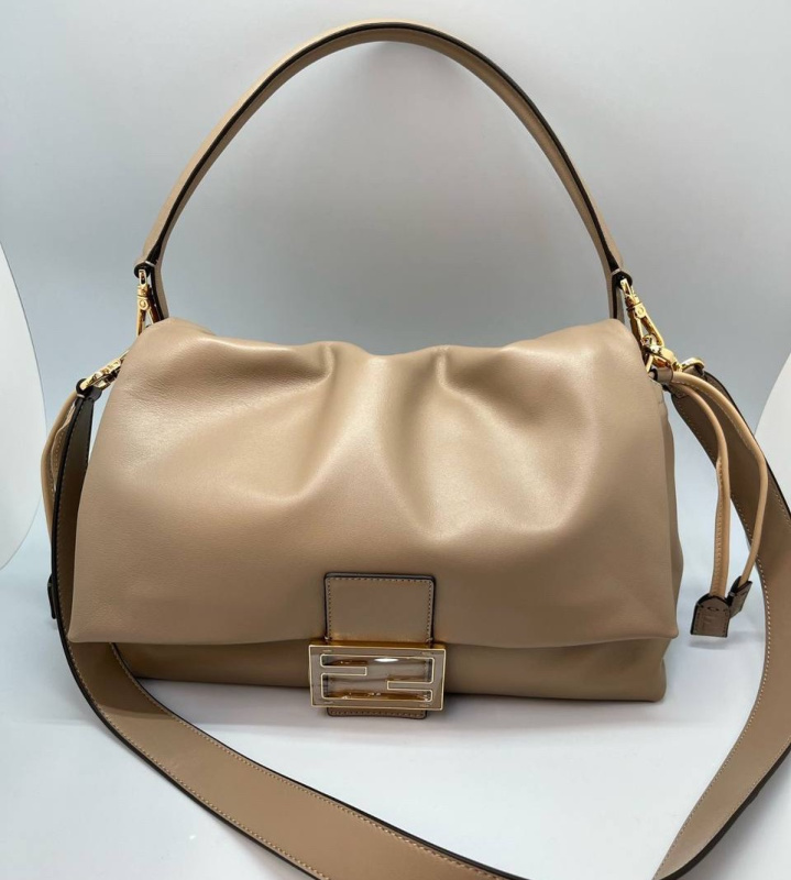 СУМКА FENDI MAMMA BAGUETTE фото