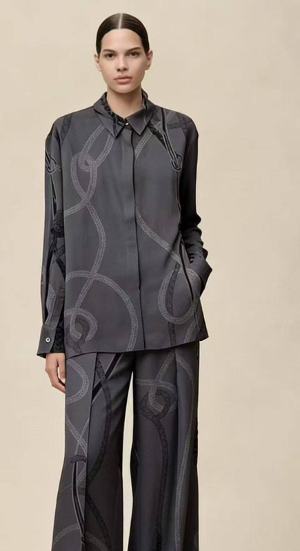 КОСТЮМ HERMES фото