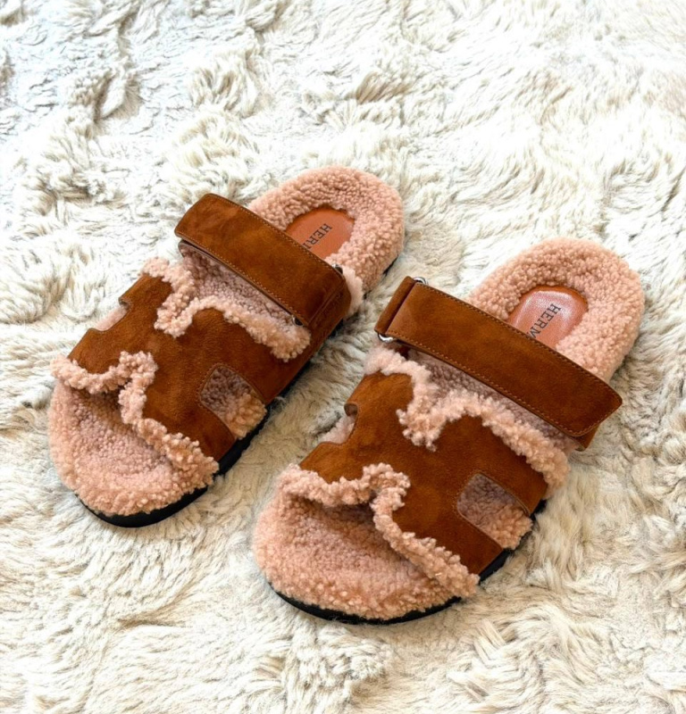 ШЛЕПКИ HERMES фото