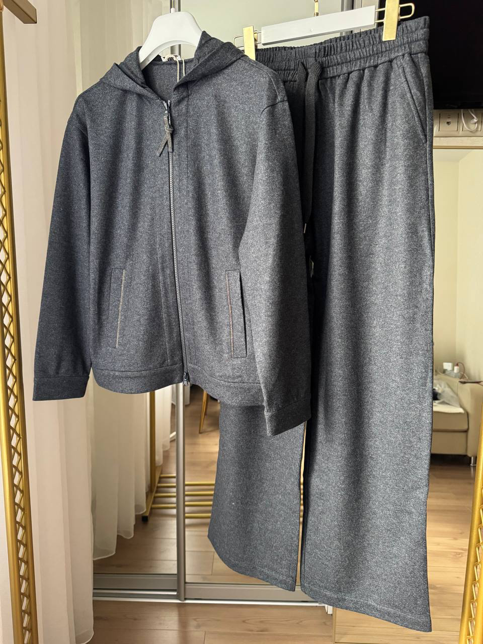 КОСТЮМ BRUNELLO CUCINELLI детальное фото