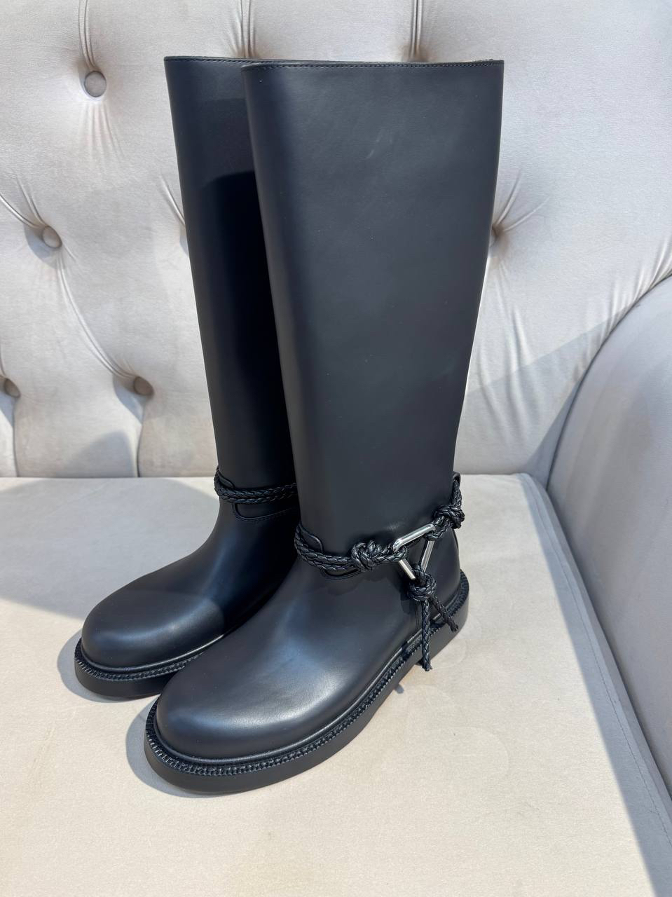 САПОГИ BOTTEGA VENETA детальное фото