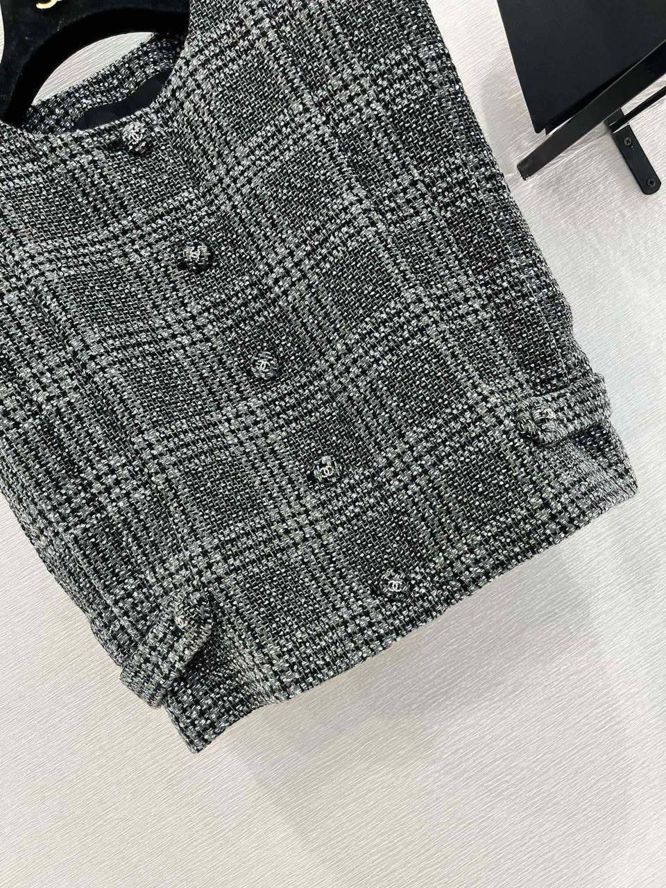 ЖИЛЕТ CHANEL детальное фото