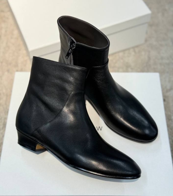 БОТИЛЬОНЫ THE ROW фото