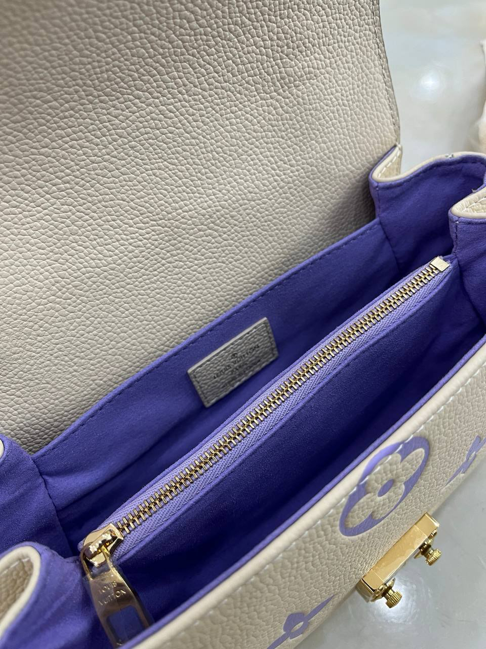 СУМКА LOUIS VUITTON POCHETTE METIS детальное фото