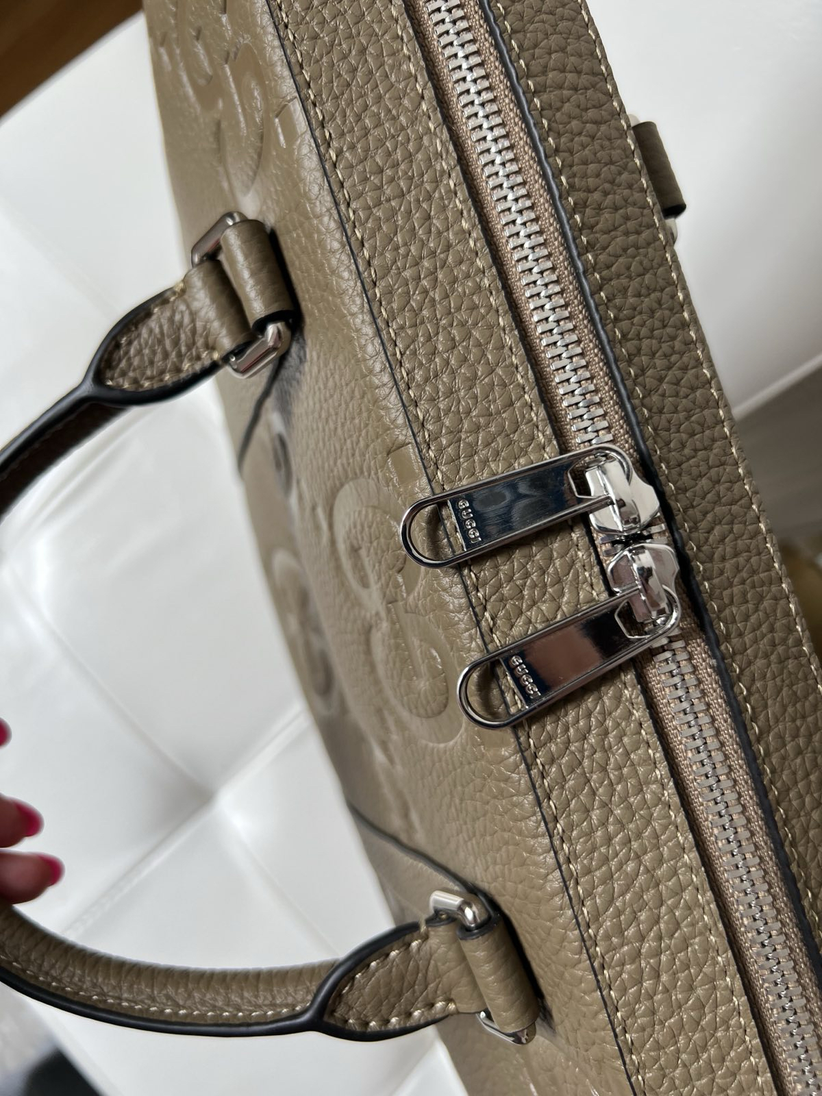 МУЖСКОЙ ПОРТФЕЛЬ GUCCI детальное фото
