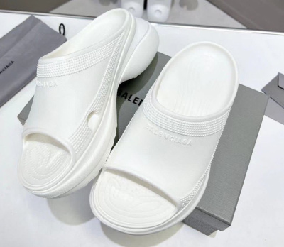 ШЛЕПКИ BALENCIAGA фото