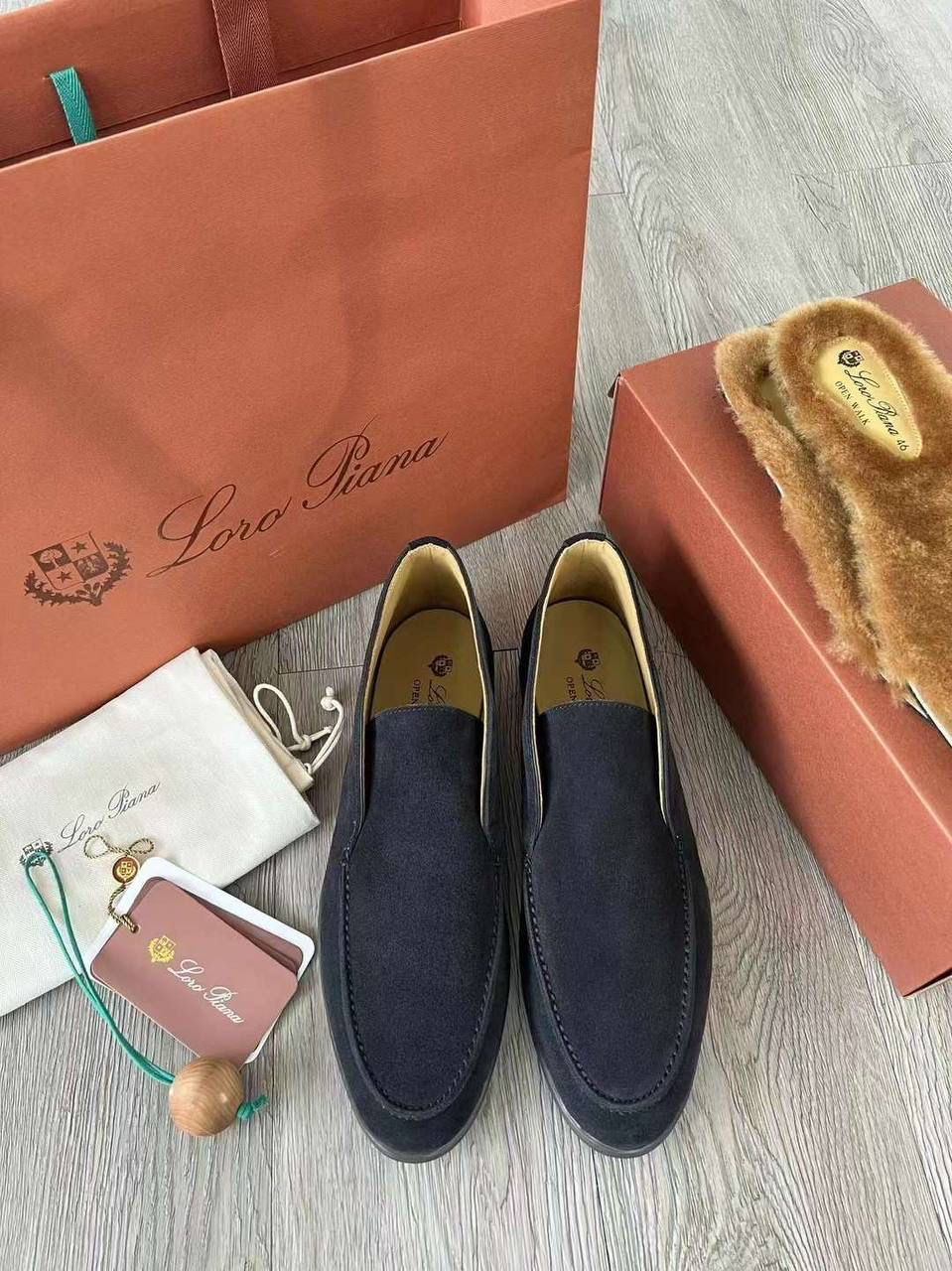 МУЖСКИЕ ЛОФЕРЫ LORO PIANA детальное фото