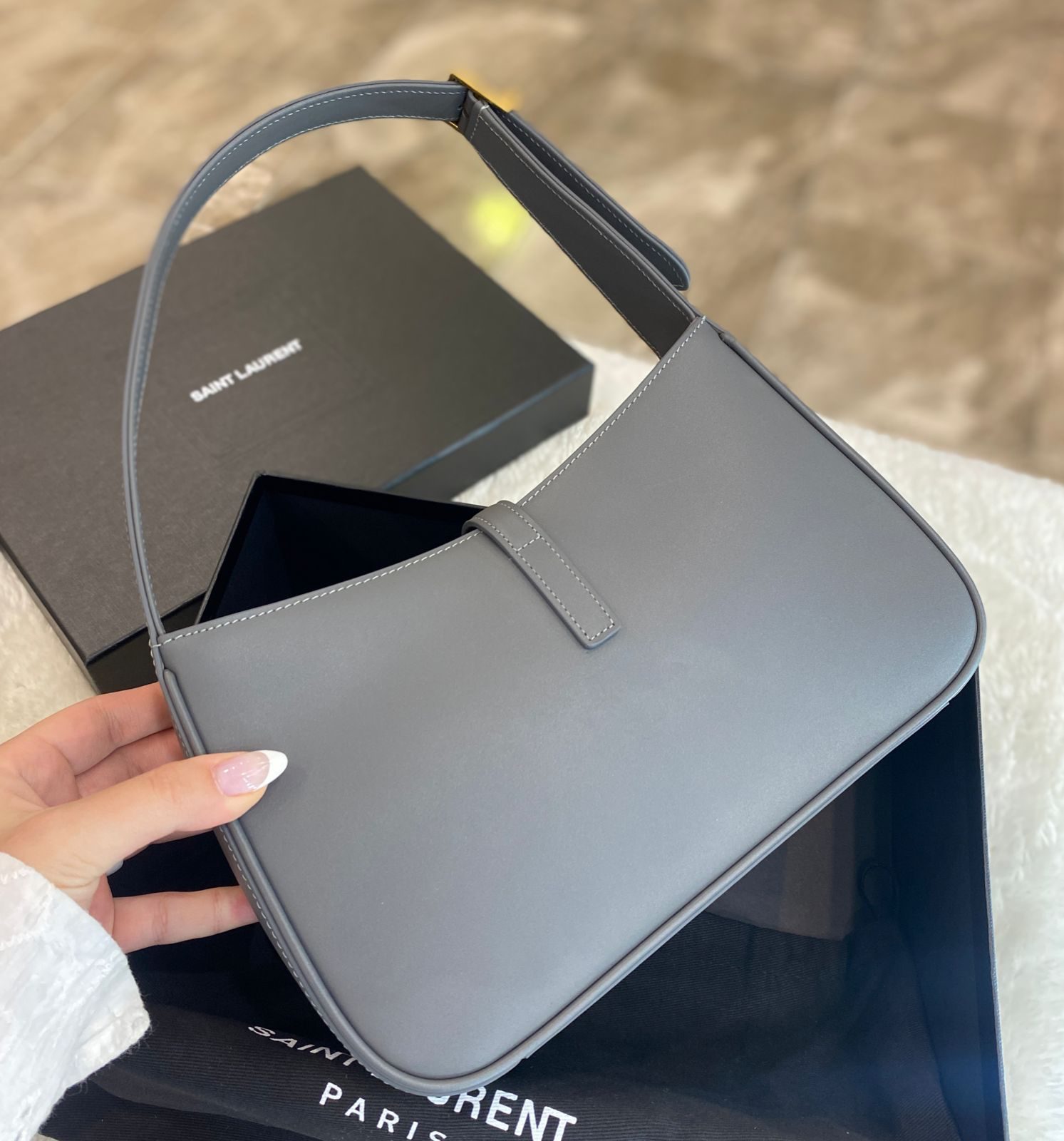 СУМКА SAINT LAURENT детальное фото