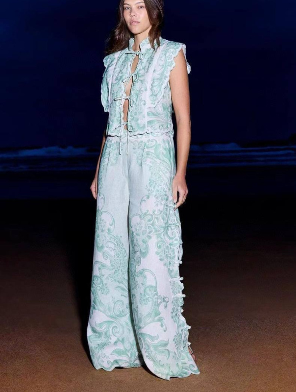 КОСТЮМ ANTIPODEAN фото