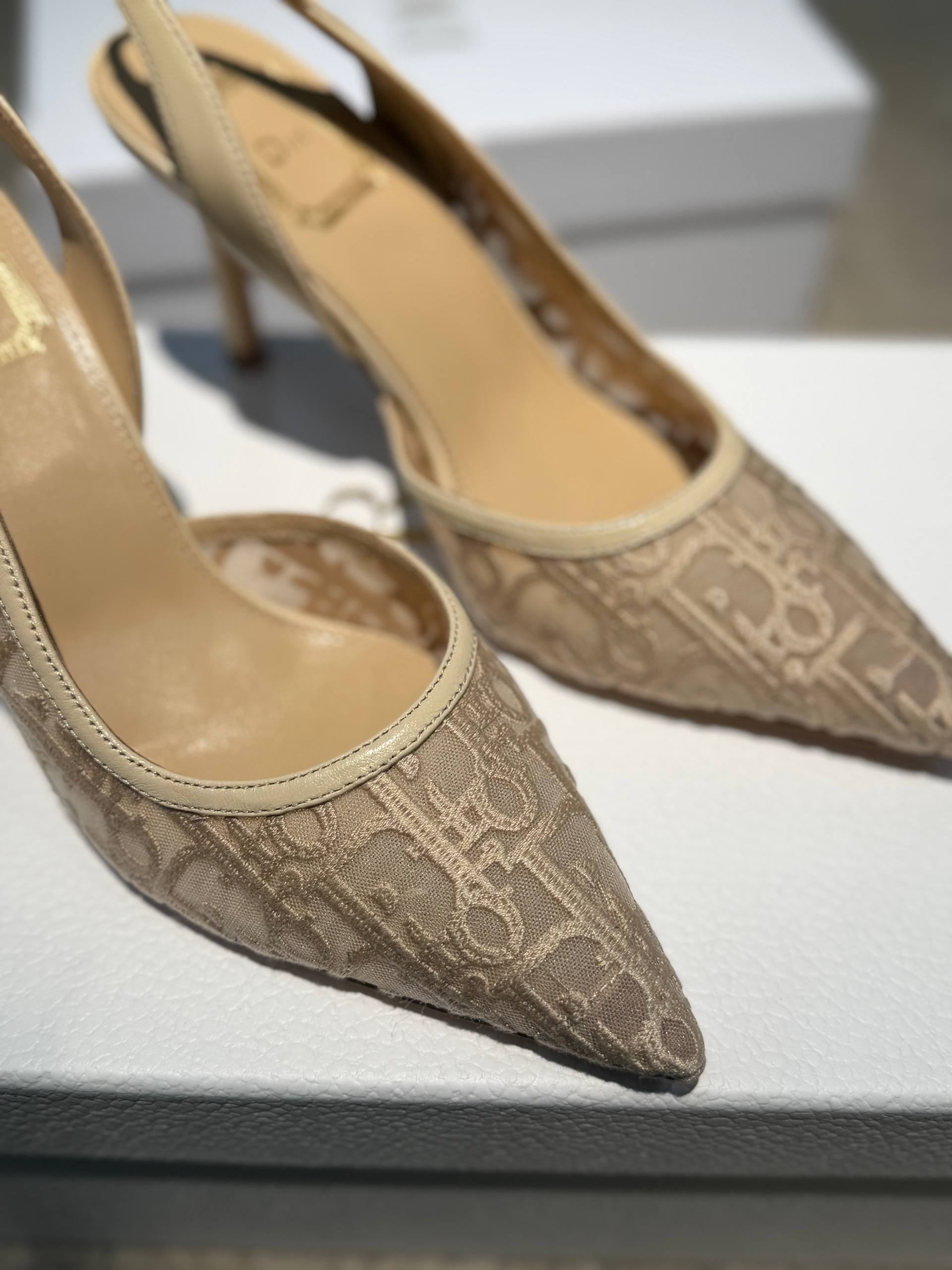 ТУФЛИ CHRISTIAN DIOR детальное фото