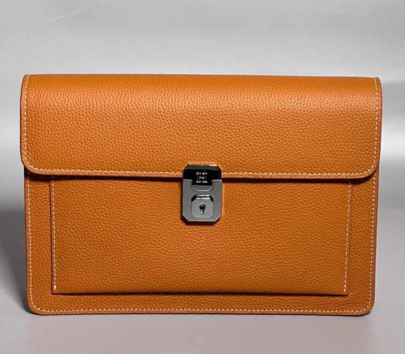 МУЖСКОЙ КЛАТЧ HERMES фото
