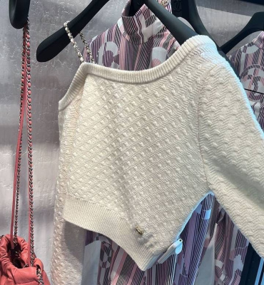 ДЖЕМПЕР CHANEL фото