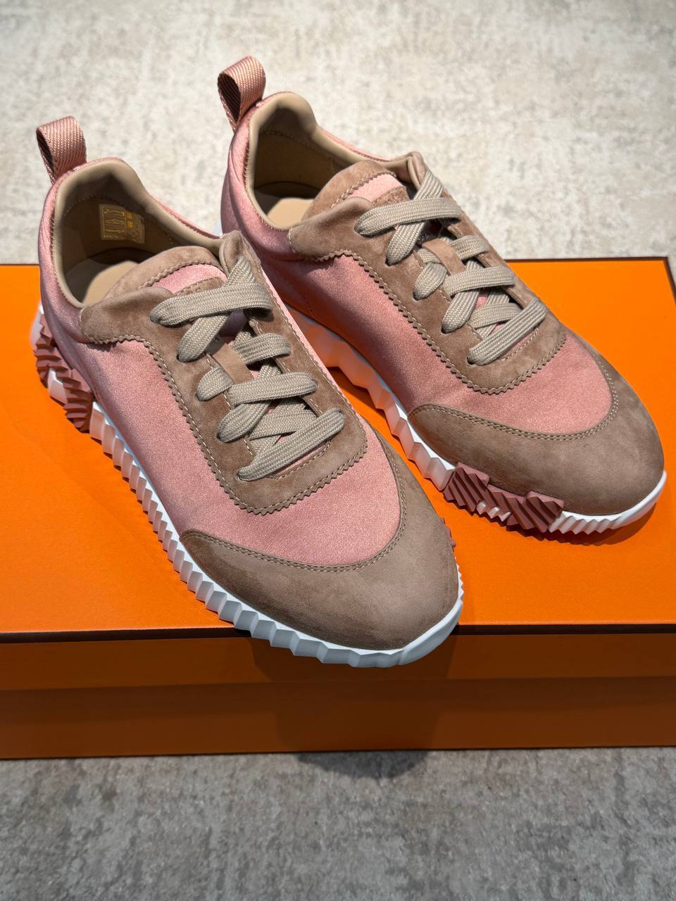 КРОССОВКИ HERMES детальное фото