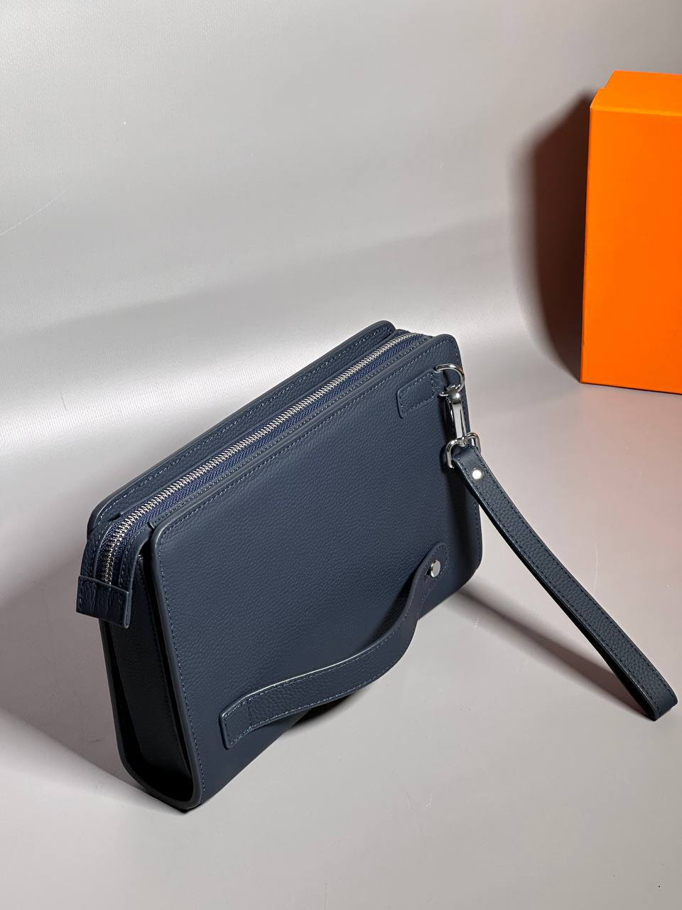 МУЖСКОЙ КЛАТЧ HERMES детальное фото