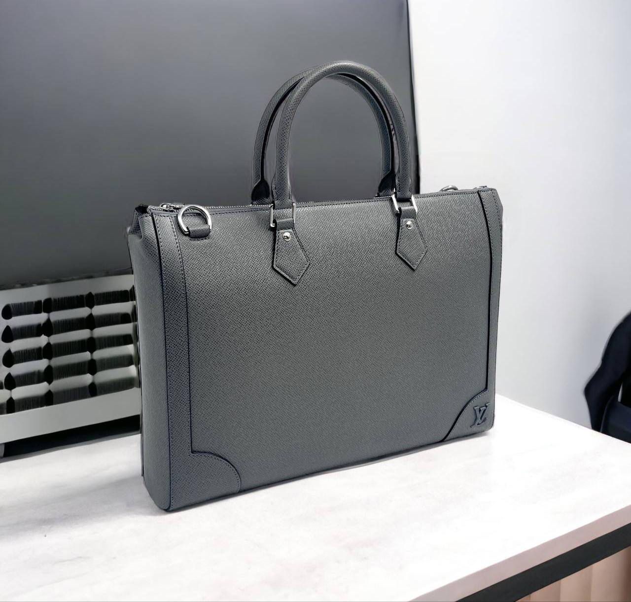 МУЖСКОЙ ПОРТФЕЛЬ LOUIS VUITTON детальное фото