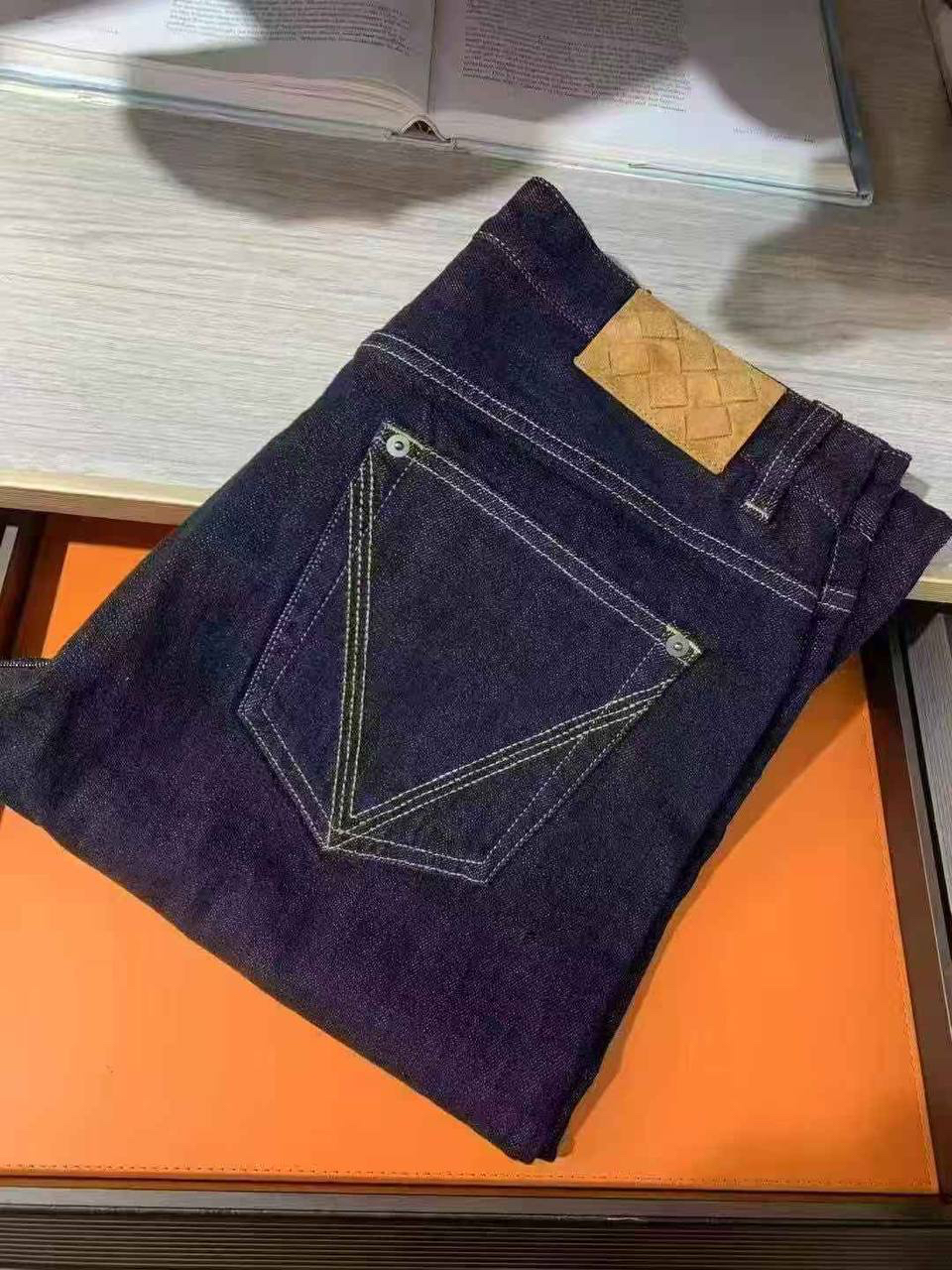 МУЖСКИЕ ДЖИНСЫ BOTTEGA VENETA детальное фото