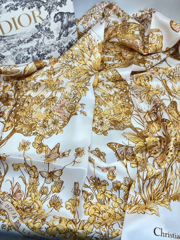ПЛАТОК CHRISTIAN DIOR фото