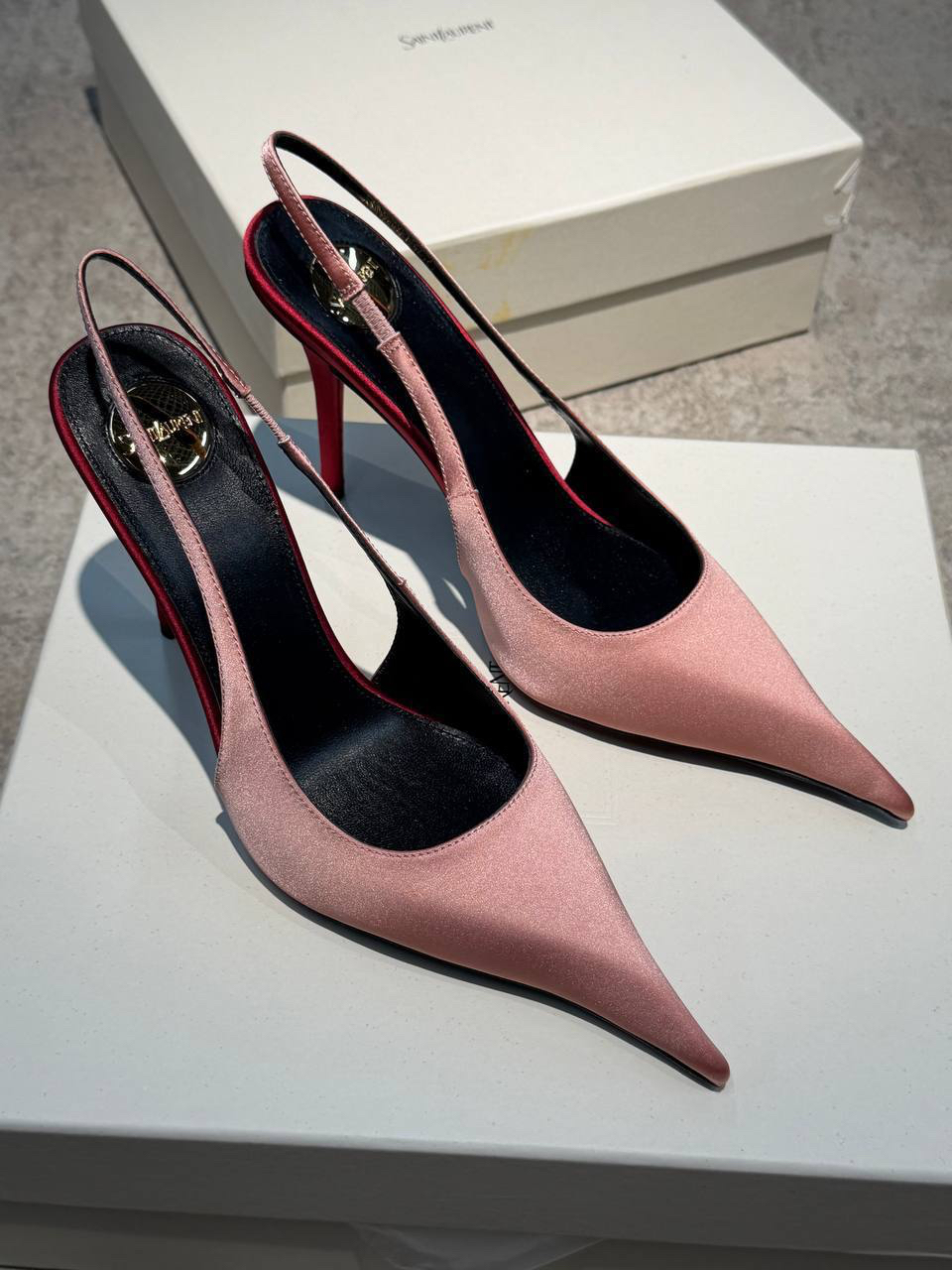 ТУФЛИ SAINT LAURENT детальное фото