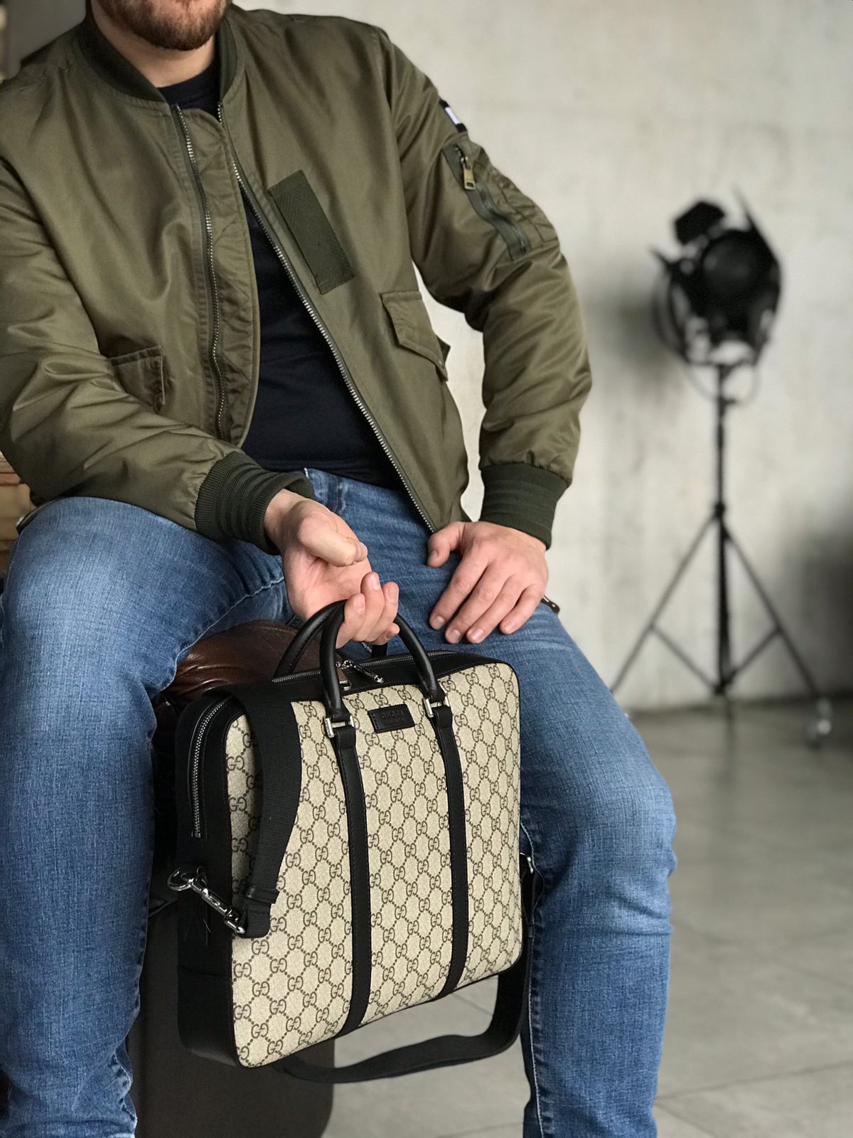 МУЖСКОЙ ПОРТФЕЛЬ GUCCI детальное фото