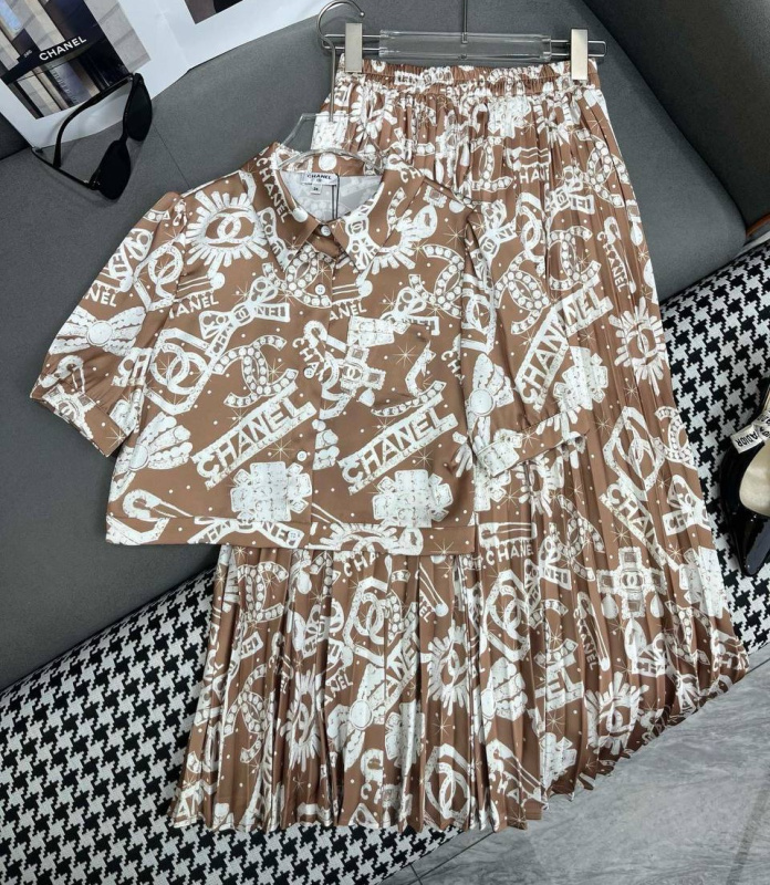 КОСТЮМ CHANEL фото