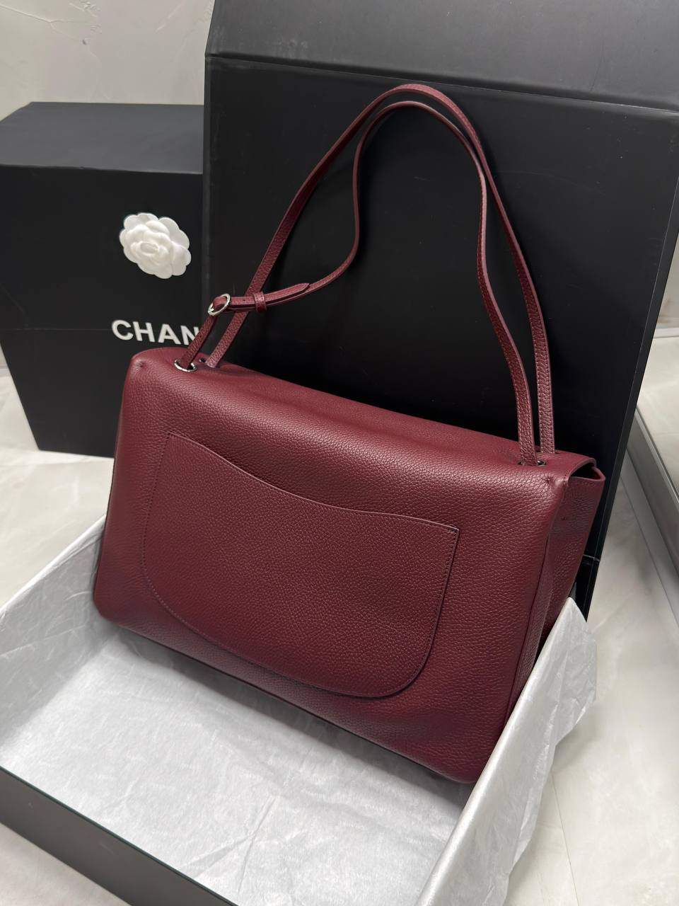 СУМКА CHANEL MAXI FLAP детальное фото