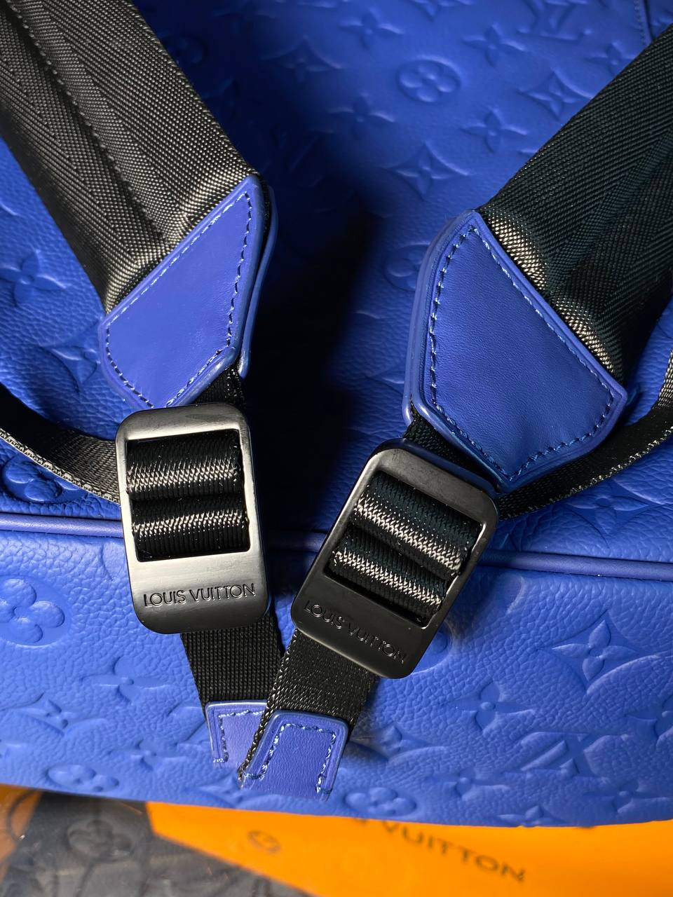МУЖСКОЙ РЮКЗАК LOUIS VUITTON детальное фото