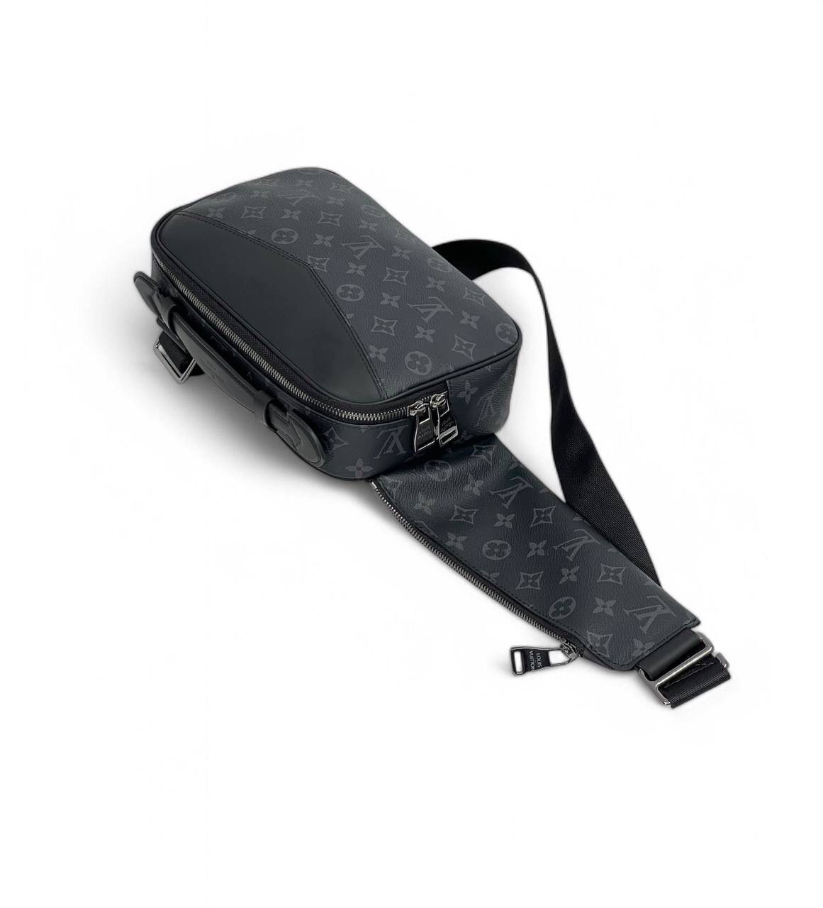 МУЖСКАЯ СУМКА СЛИНГ LOUIS VUITTON детальное фото