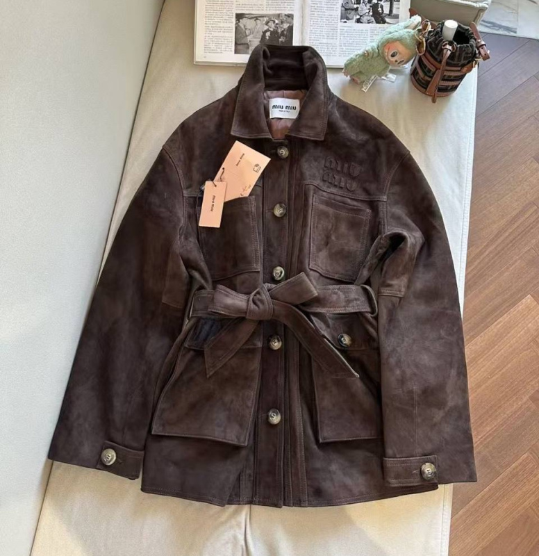 КУРТКА MIU MIU фото